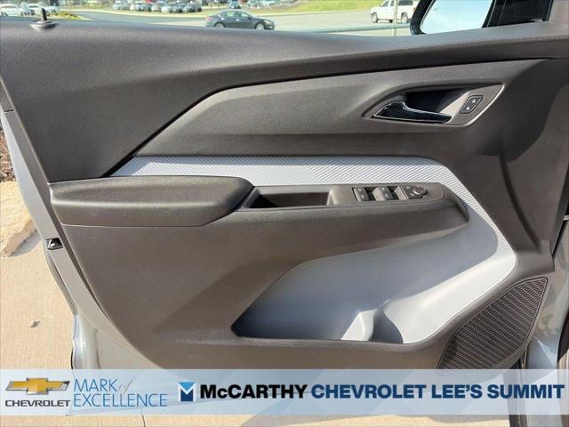 2027 Chevrolet Bolt LT FWD