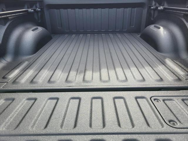 2026 Ram 1500 Rebel Crew Cab 4x4 5'7" Box
