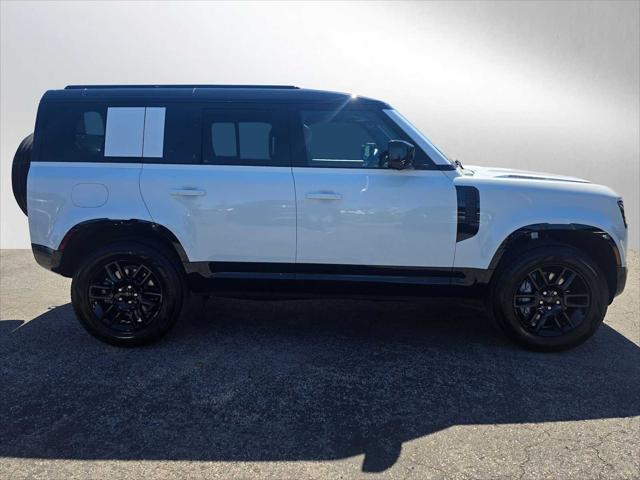 2026 Land Rover Defender P400 X-Dynamic SE
