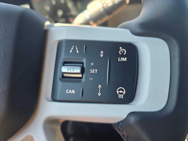 2026 Land Rover Defender P400 X-Dynamic SE
