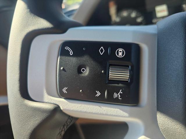 2026 Land Rover Defender P400 X-Dynamic SE