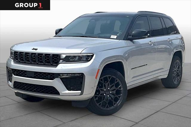 2026 Jeep Grand Cherokee GRAND CHEROKEE SUMMIT 4X4