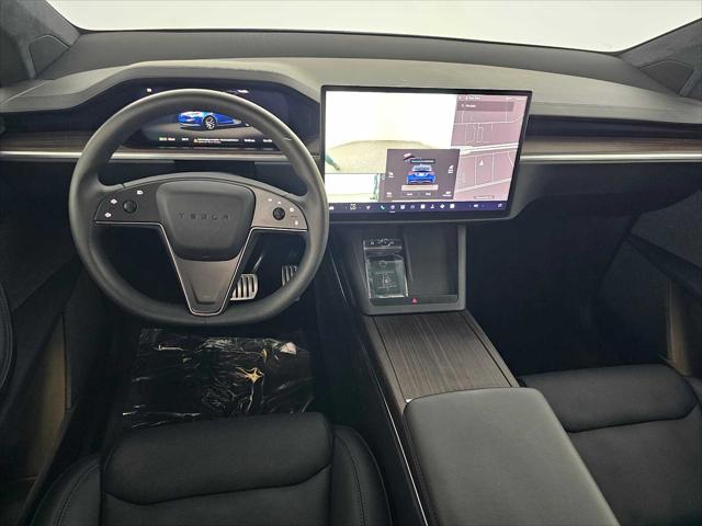 2024 Tesla Model X Long Range