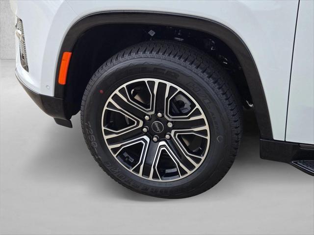 2026 Jeep Grand Wagoneer 4x2