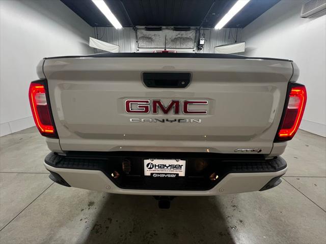 2026 GMC Canyon AT4, 4WD