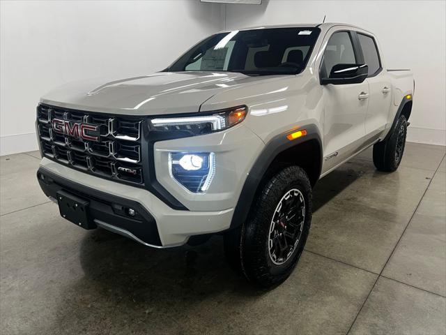 2026 GMC Canyon AT4, 4WD