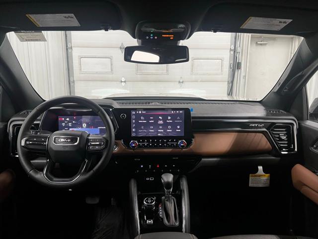 2026 GMC Canyon AT4, 4WD