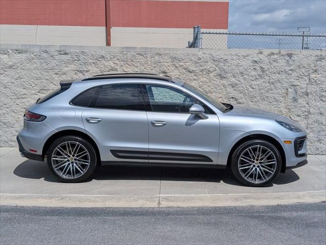 2026 Porsche Macan Unknown