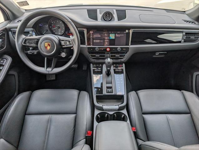 2026 Porsche Macan Unknown