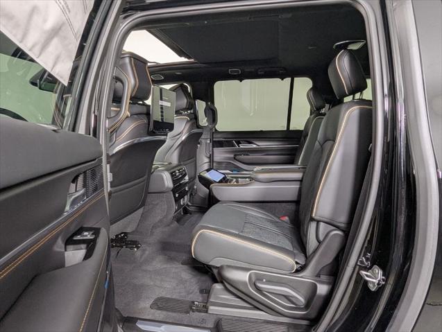 2026 Jeep Grand Wagoneer Summit Reserve 4x4