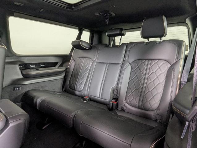 2026 Jeep Grand Wagoneer Summit Reserve 4x4
