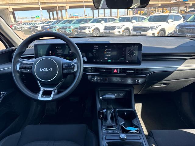 2025 Kia K5 LXS