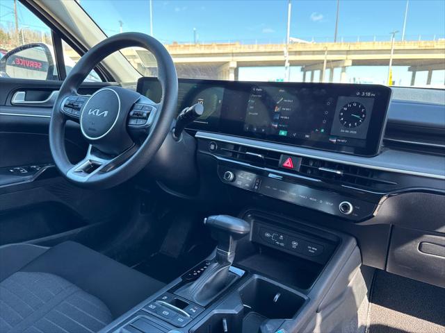 2025 Kia K5 LXS