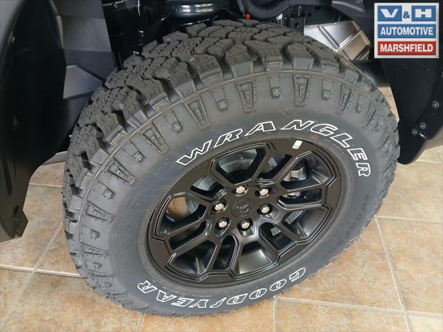 2026 Ram 1500 Rebel Crew Cab 4x4 57 Box