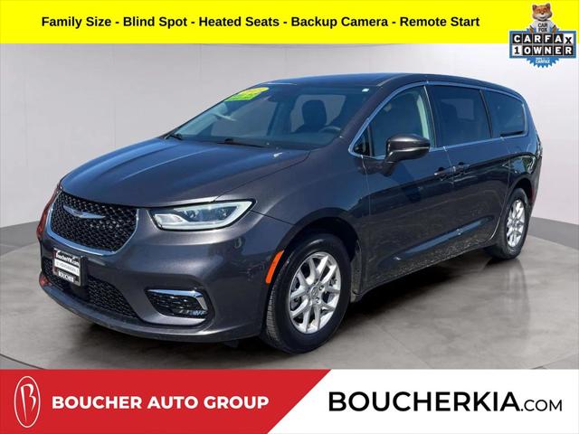 2023 Chrysler Pacifica Touring L for sale in Racine, WI