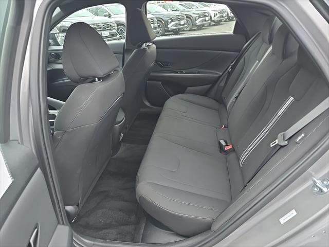 2025 Hyundai Elantra Hybrid SEL Sport