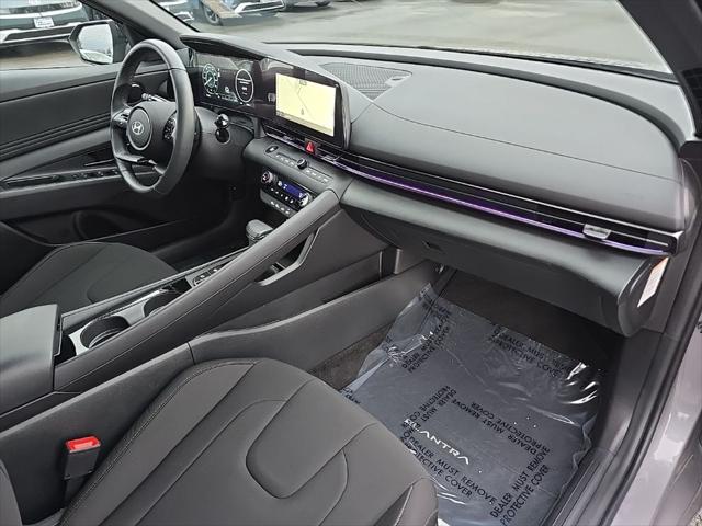 2025 Hyundai Elantra Hybrid SEL Sport