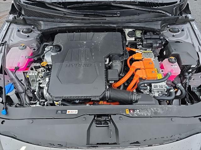 2025 Hyundai Elantra Hybrid SEL Sport