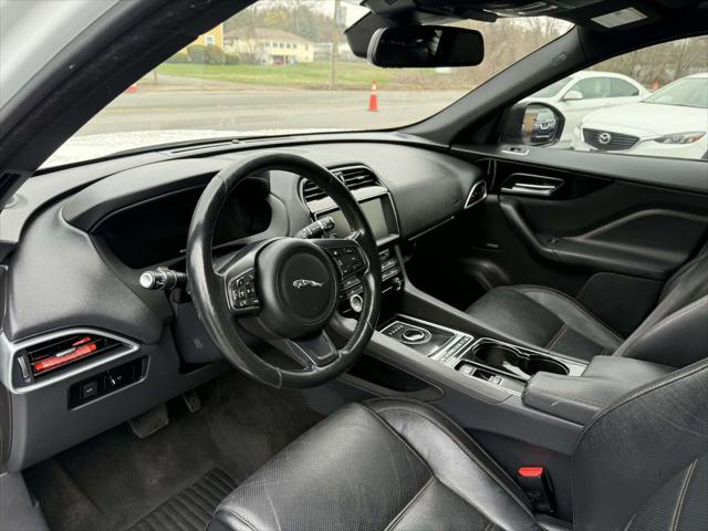 2017 Jaguar F-PACE 35t Prestige