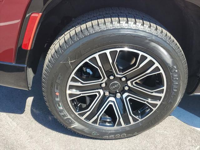 2026 Jeep Grand Wagoneer 4x2