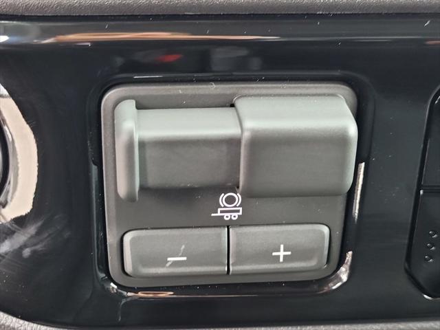 2026 GMC Sierra 1500 Crew Cab, Short Bed, SLT, RWD