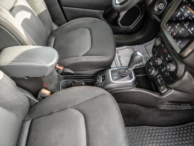 2023 Jeep Renegade Latitude 4x4