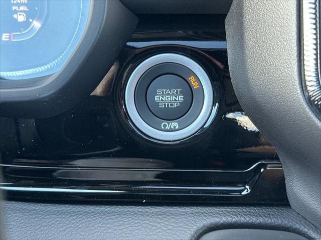 2026 Ram 1500 Rebel Crew Cab 4x4 5'7" Box