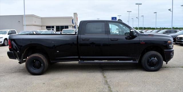 2026 Ram 3500 Tradesman Crew Cab 4x4 8' Box