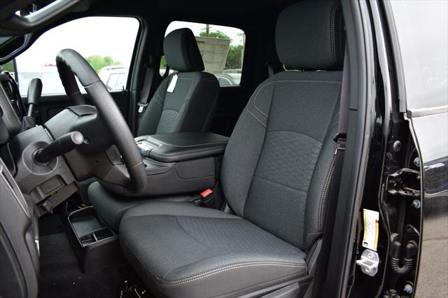 2026 Ram 3500 Tradesman Crew Cab 4x4 8' Box