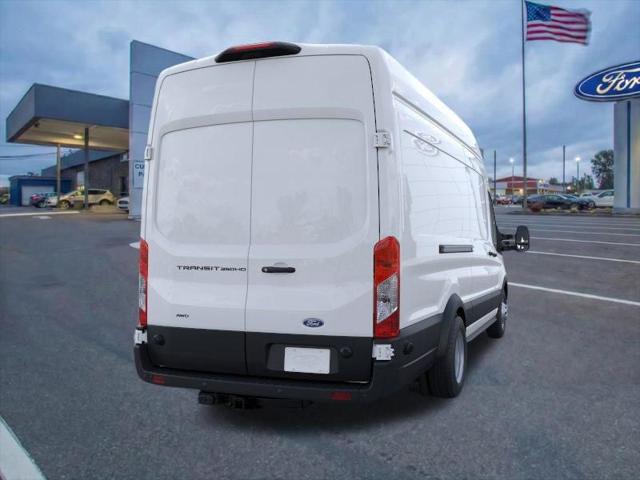 2026 Ford Transit Cargo Van Base