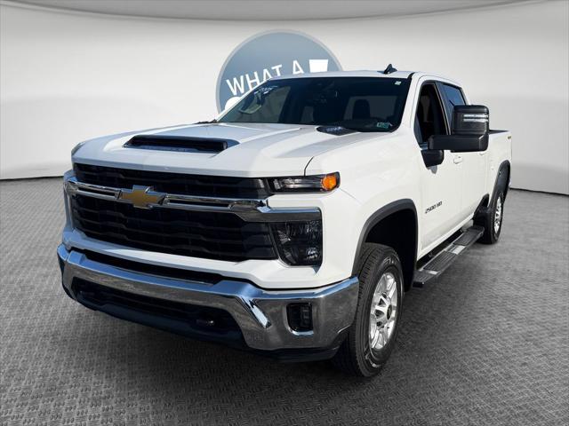 2025 Chevrolet Silverado 2500HD 4WD Crew Cab Standard Bed LT