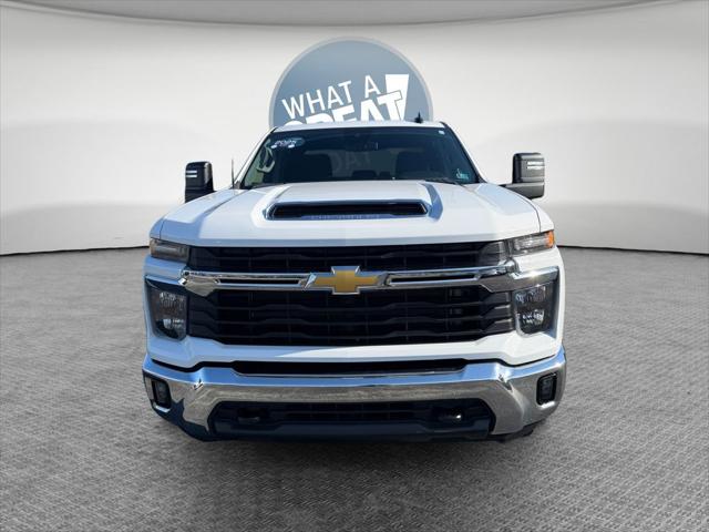 2025 Chevrolet Silverado 2500HD 4WD Crew Cab Standard Bed LT