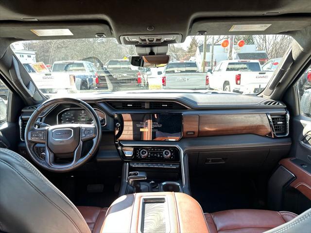2022 GMC Sierra 1500 4WD Crew Cab Short Box Denali Ultimate