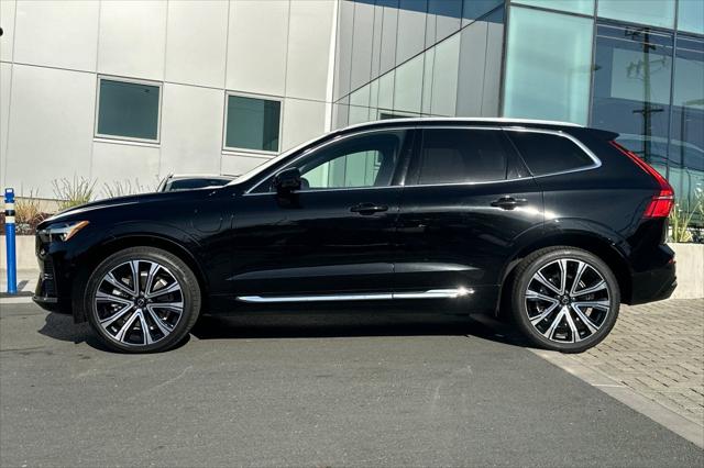 2023 Volvo XC60 Recharge T8 Ultimate Bright Theme