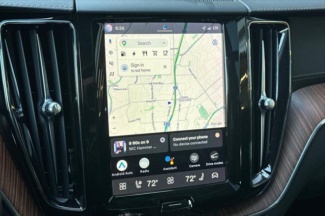 2023 Volvo XC60 Recharge T8 Ultimate Bright Theme