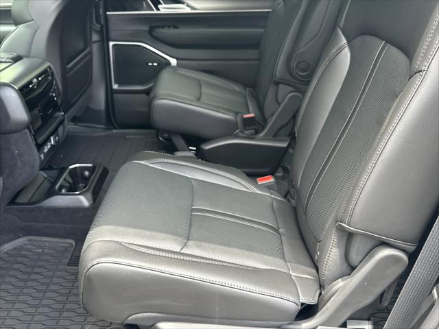 2026 Jeep Grand Wagoneer Upland 4x4