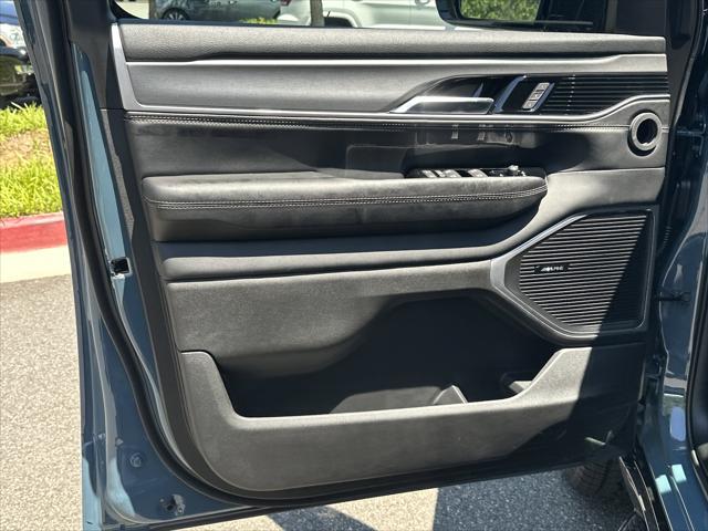 2026 Jeep Grand Wagoneer Upland 4x4