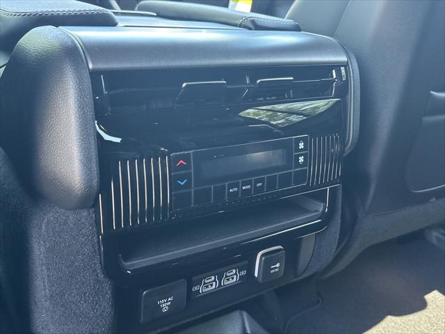 2026 Jeep Grand Wagoneer Upland 4x4
