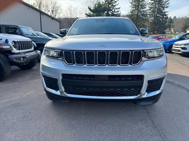 2025 Jeep Grand Cherokee GRAND CHEROKEE L LAREDO X 4X4