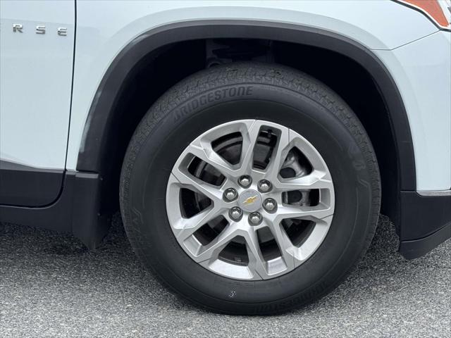 2021 Chevrolet Traverse AWD LT Cloth