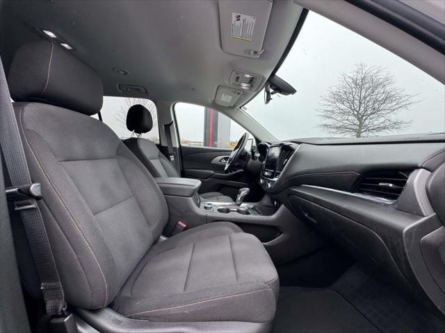 2021 Chevrolet Traverse AWD LT Cloth