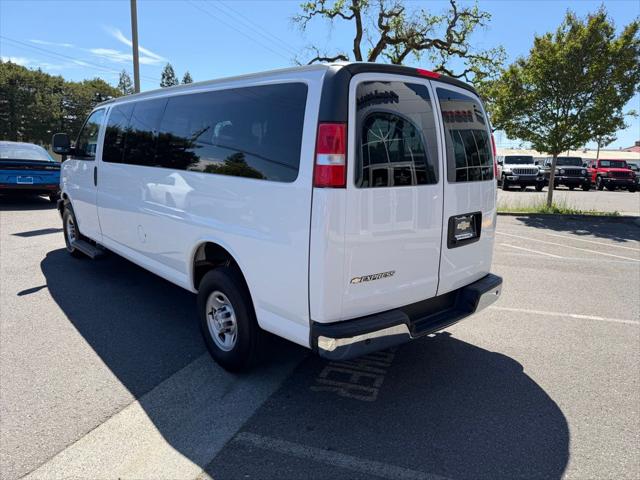 2023 Chevrolet Express Passenger RWD 3500 Extended Wheelbase LT