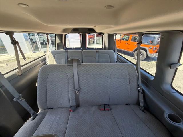 2023 Chevrolet Express Passenger RWD 3500 Extended Wheelbase LT