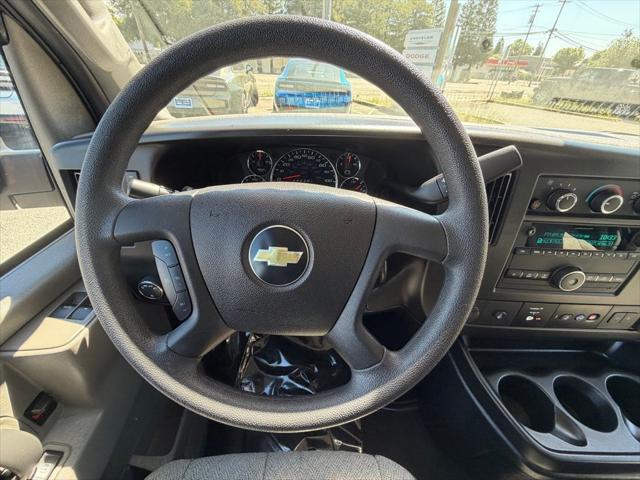 2023 Chevrolet Express Passenger RWD 3500 Extended Wheelbase LT
