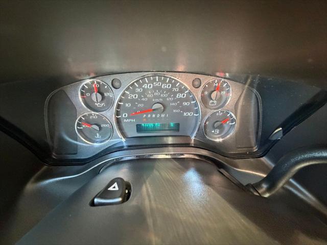 2023 Chevrolet Express Passenger RWD 3500 Extended Wheelbase LT