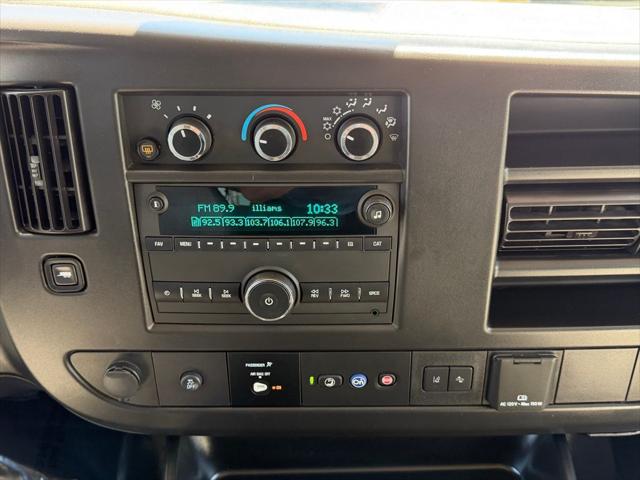 2023 Chevrolet Express Passenger RWD 3500 Extended Wheelbase LT