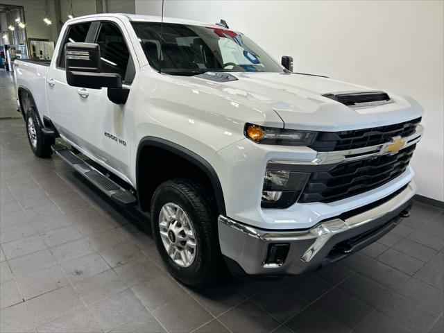 2025 Chevrolet Silverado 2500HD 4WD Crew Cab Standard Bed LT