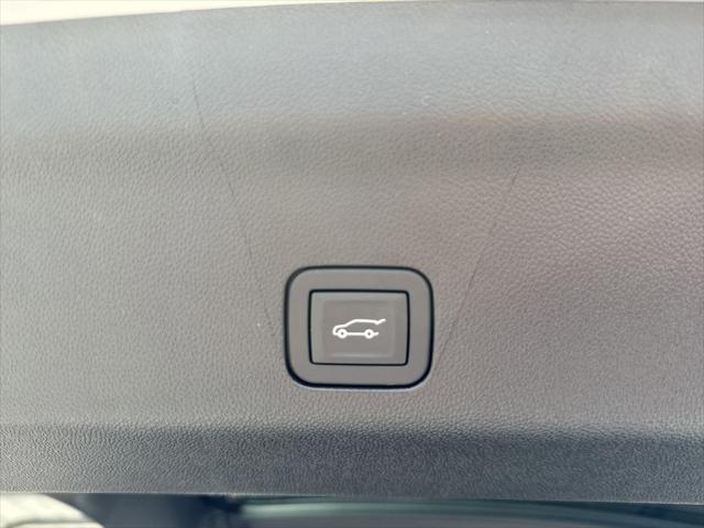 2026 GMC Yukon XL 4WD Elevation