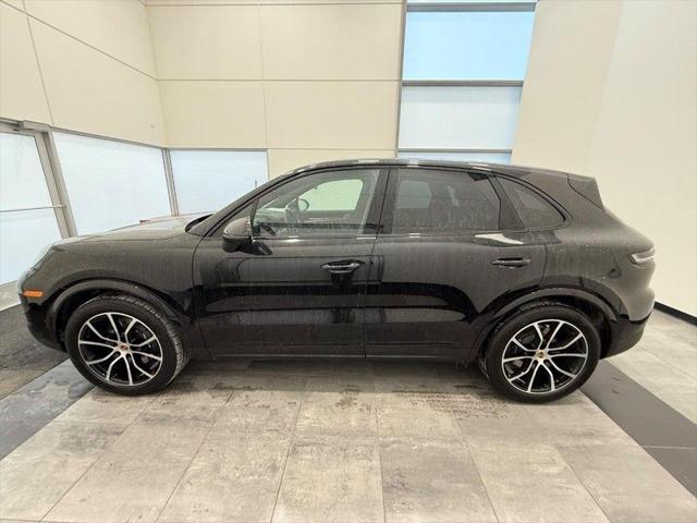 2025 Porsche Cayenne Unknown