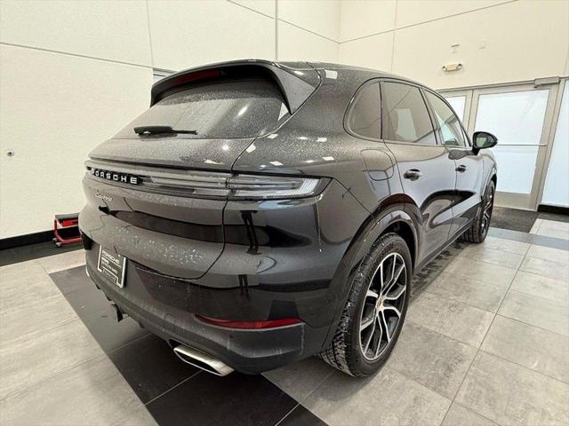 2025 Porsche Cayenne Unknown